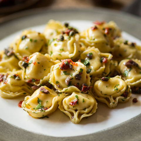 Tortellini con Funghi Champignon - D'Angelo