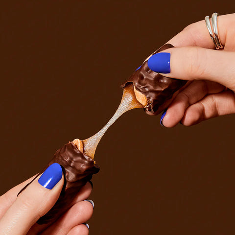 M:lk ® Choc Peanut caramel bar - LoveRaw